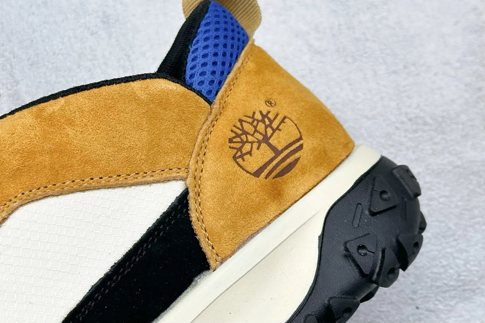 🐲💰 480 support store Timberland/Timberland outdoor low-top casual shoes series Guangdong factory quality original box original packaging 25ss new fashion trend matching The fabric is made of Italian 🇮🇹 top matte fine-grained cowhide with anti-odor and anti-corrosion genuine leather latex insoles to give you a perfect wearing experience. High-quality and durable, a must-have for sportsmen, specializes in not looking handsome, high-quality and first-class foot feel Item number: A42EW997 Size: 39 40 41 42 43 44